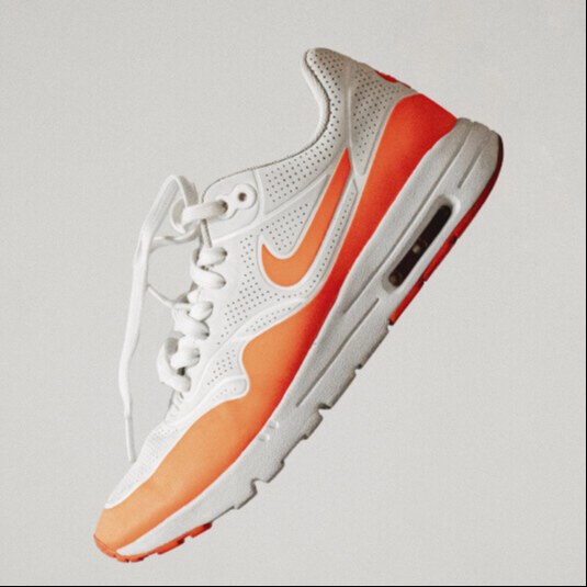 Running shoes for men